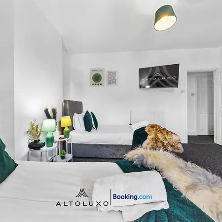 Nyaraló Bauhaus 4 Bedroom House By Altoluxoexperience Short Lets & Serviced With Free Parking
