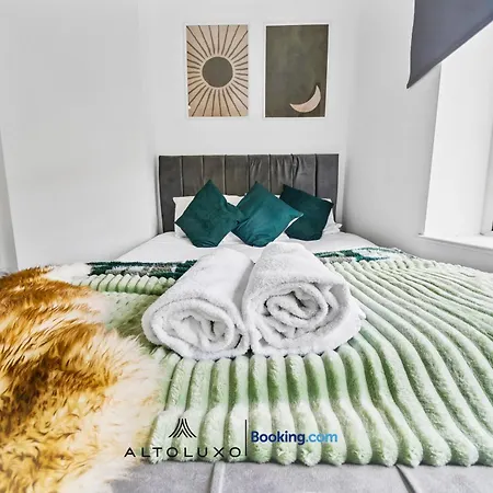 Nyaraló Bauhaus 4 Bedroom House By Altoluxoexperience Short Lets & Serviced With Free Parking