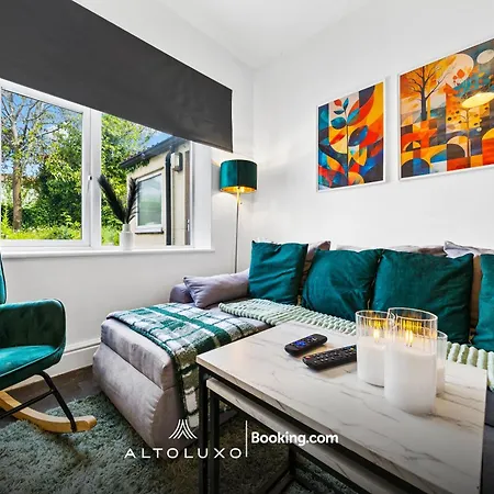 Nyaraló Bauhaus 4 Bedroom House By Altoluxoexperience Short Lets & Serviced With Free Parking Bristol